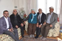 ÜLKÜ OCAKLARı - Başkan Kayda, Salihli'de Kapı Kapı Dolaşıyor