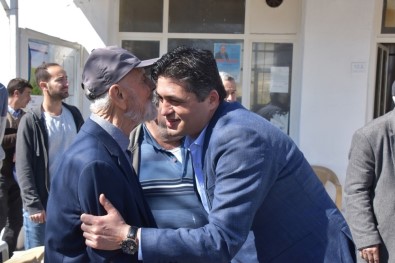 Başkan Serkan Acar, Güzelhisar'da Alkışlarla Karşılandı