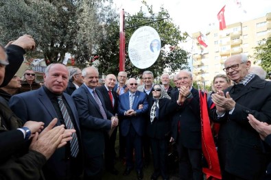 Kemal Vatan İsmi Karşıyaka'da Bir Parka Verildi