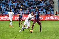 ZEKİ YAVRU - Trabzon'da İlk Yarıda Gol Yok