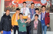 YÜKSEK ATLAMA - Kahramanmaraş'ta Atletizm Yarışları