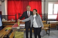 NURULLAH SAVAŞ - Selendi'den MHP'li Nurullah Savaş Yeniden Başkan