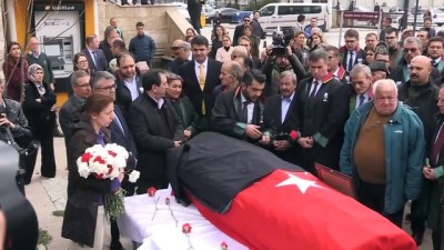 Uşak Barosu Başkanı Kargı'nın Cenazesi Toprağa Verildi
