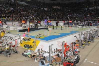'13. Uluslararası MEB Robot Yarışması' Samsun'da Başladı