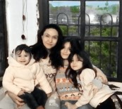 ALAADDIN KEYKUBAT - Ana Sınıfı Öğrencisi Minik Merve'nin Sırasına Karanfiller Bırakıldı