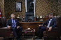 KÜRŞAD TÜZMEN - Başkan Kocaman'a Eski Bakan Tüzmen'den Destek