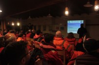 MANKEN - Denizde  Zifiri Karanlıkta Nefes Kesen Tatbikat