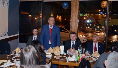 Dışişleri Bakan Yardımcısı Kıran, New York'ta Türklerle Bir Araya Geldi