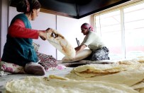 KÜLTÜR BAKANLıĞı - Ekmeklerini Tandırdan Kazanıyorlar