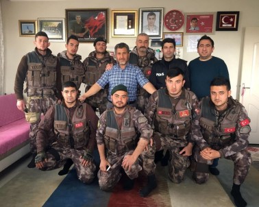 Özel Harekat Polisleri Şehit Arkadaşlarını Unutmadı