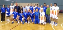 VOLEYBOL TAKIMI - Polis Haftası Voleybol Müsabakasında Dostluk Kazandı