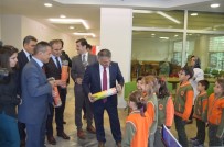 SATRANÇ - Vali Yazıcı'dan Öğrencilere Satranç Takımı