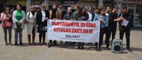 YAĞMURLU - Ankara'daki Köpek Katliamı Balıkesir'de Protesto Edildi
