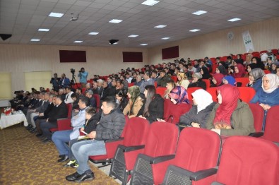 Bitlis'te 'Mahallene, Okuluna Sahip Çık Açıklaması Uyuşturucuya Hayır' Konferansı