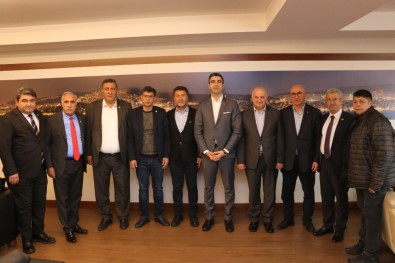 CHP Milletvekillerinden Başkan Gökhan Yüksel'e Tebrik Ziyareti