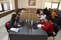 ŞEHITKAMIL BELEDIYESI - Gençlik Kütüphanesi'ne Binlerce Öğrenci Kayıt Yaptırdı