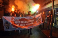 POLİS MERKEZİ - (Özel) Meşale Ve Pastayla Karakola Giden Vatandaşlar Polislerin Gününü Kutladılar