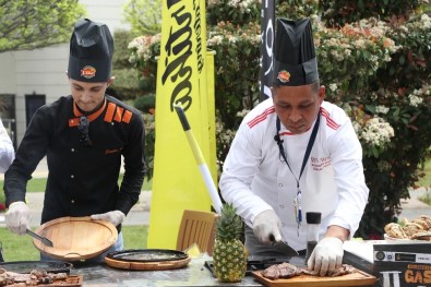 Toros Üniversitesi'nde Renkli Gastronomi Şenliği