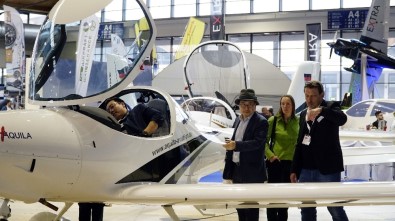 'Türk Kartalı' Uçak Filosu Almanya'nın Gözde Havacılık Fuarında