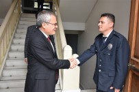 TUGAY KOMUTANI - Vali Deniz Şehit Aileleri Ve Gazilerle Buluştu