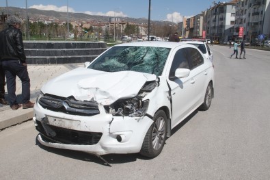 Elazığ'da Otomobil İle Motosiklet Çarpıştı Açıklaması 1 Ağır Yaralı