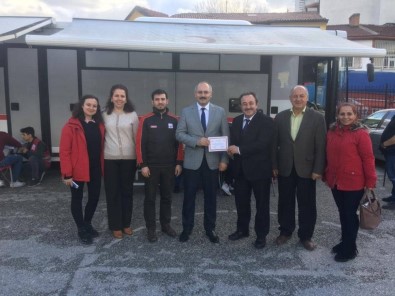 Eskişehir Atatürk Lisesi'nden Örnek Kan Bağışı Kampanyası