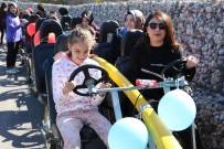 GÖRME ENGELLİ - Görme Engellilerin Bisiklet Kullanma Sevinci