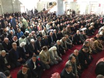 TUGAY KOMUTANI - Şanlıurfalılar Şehitlerini Dualarla Andı