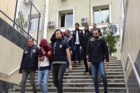 YANKESİCİLİK VE DOLANDIRICILIK BÜRO AMİRLİĞİ - Turistleri Hedef Alan Yankesici Çetesi Yakalandı