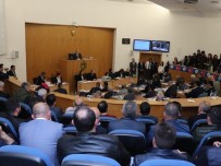 FARUK ÖZLÜ - Yeni Dönem Belediye Meclisi İlk Toplantısını Yaptı
