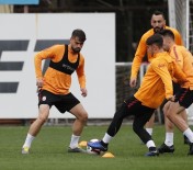 METİN OKTAY - Galatasaray Kampa Girdi