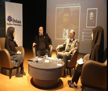İhlas Koleji'nde Abdülhamid Han Konferansı Düzenlendi