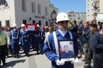 İSKENDER YÖNDEN - Jandarma Uzman Çavuş Murat Semerci İskenderun'da Toprağa Verildi