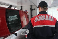 JANDARMA GENEL KOMUTANLIĞI - Kocaeli'de Sürücüler, Emniyet Kemerinin Önemini Tepetaklak Olunca Anladı