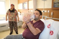 BÖBREK NAKLİ - Sağlığına Kavuşunca 5 Litrelik Bidonla Kana Kana Su İçti