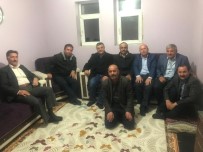 GAZILER - Şehit Ailelerinden, Şehit Teğmen Özatak'ın Ailesine Ziyaret