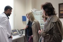 FİZİK TEDAVİ - Slovak Heyet Hastaneye Hayran Kaldı