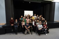 ERGIN ORBEY - Tiyatro Sanatçısı Sinan Pekinton Öğrencilerle Bir Araya Geldi