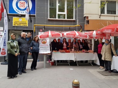 Eskişehir'de Otizmli Çocuklar Yararına Kermes