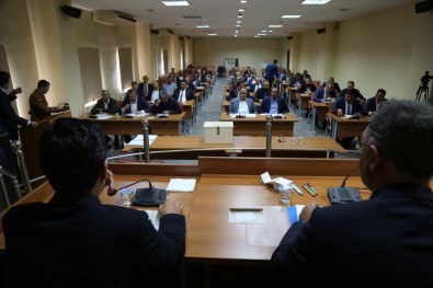 Eyyübiye'de İlk Belediye Meclis Toplantısı Yapıldı