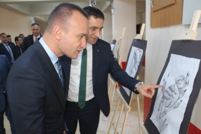 Hamur'da Görsel Sanatlar Atölyesi Açıldı