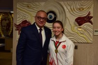 DÜNYA KUPASı - Başkan Ergün Cimnastiğin Altın Kızını Ağırladı