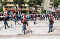 FOLKLOR GÖSTERİSİ - Ekici; 'Turizm Gözde Sektör Olacak'