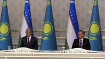 RESMİ KARŞILAMA - Kazakistan Cumhurbaşkanı Tokayev Özbekistan'da