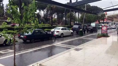 Muğla'da Dolu Ve Sağanak Etkili Oldu