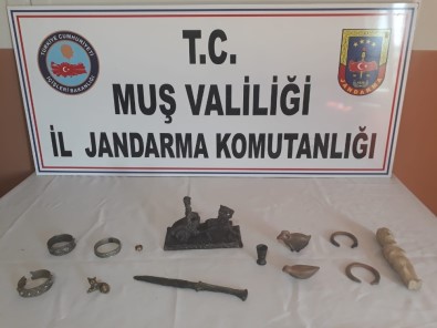 Tarihi Eser Kaçakçılarına Operasyon Açıklaması 1 Gözaltı