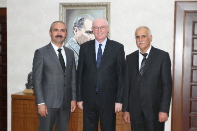 Başkan Kazım Kurt'a Ziyaretler