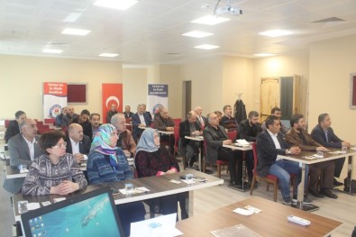 Erzurum'da; Eğitim Öğretim Ve Bilim Hizmet Kolu Çalışanları Sorun Ve Çözüm Önerileri Çalıştayı