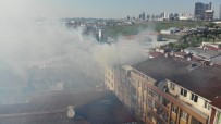 SELAHATTIN EYYUBI - Esenyurt'ta Korkutan Çatı Yangını Havadan Görüntülendi