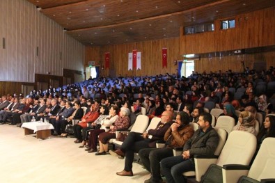 FÜ'de 'Ruhsal Hastalıklarla Geleneksel Ve Modern Tedaviler' Söyleşisi